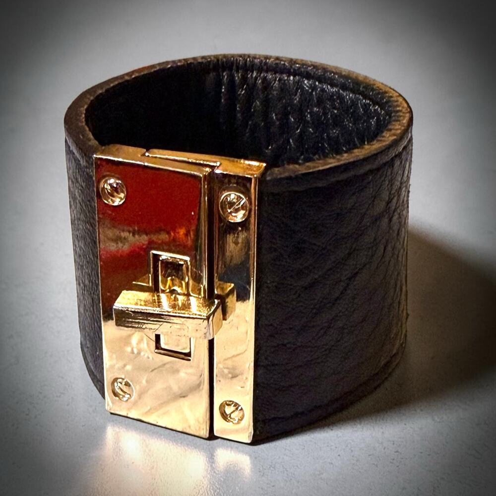 Black Leather & Gold Tone Locking Cuff Bracelet Womens Fashion Steampunk Goth 6”
